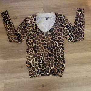 Express Leopard Print v neck sweater Sz S